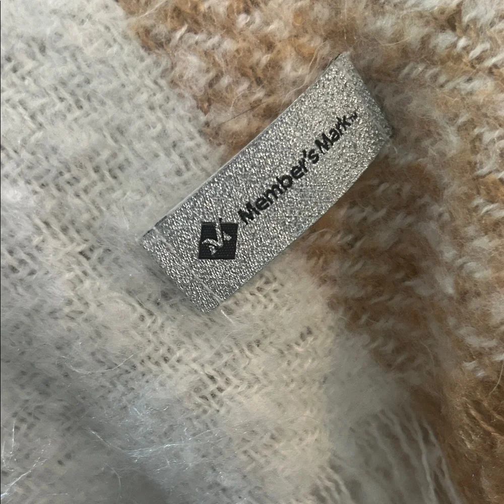 Cozy Tan and Cream Plaid Throw Blanket